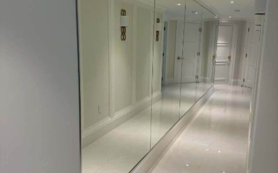 Tinted, Cast and Patterned Shower Enclosure Glass Options